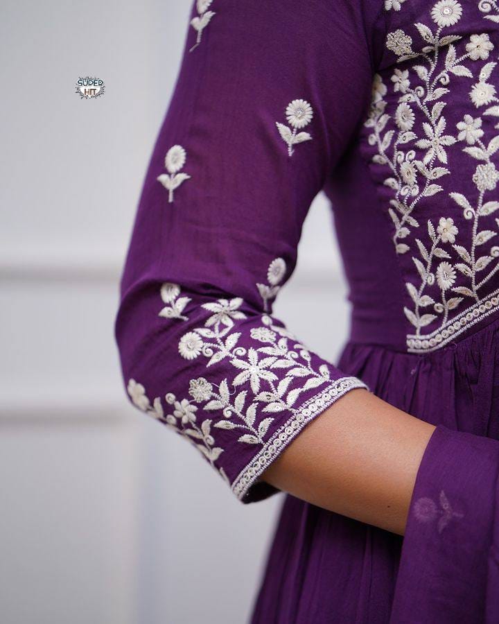 Kurti Pants And Lace Dupatta