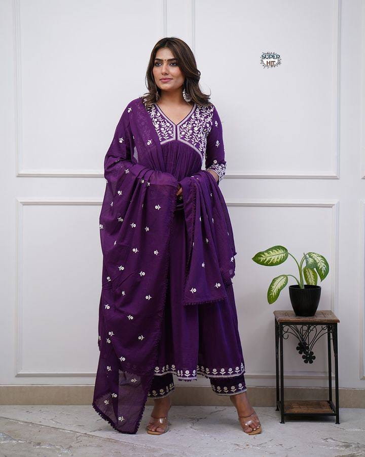 Kurti Pants And Lace Dupatta
